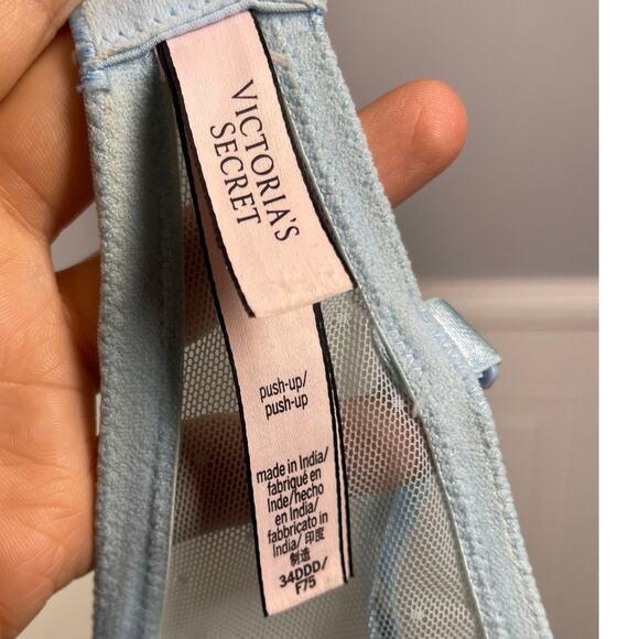 Victoria's Secret, Size 36DDD, Light Blue Push-Up Bra, Convertible, Lace, EUC - Picture 5 of 8